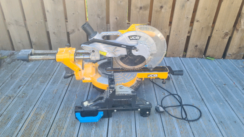 JCB Mitre saw | in Southside, Glasgow 